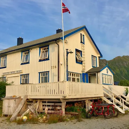 Bed & Breakfast Kristine Moen Huset Straumnes